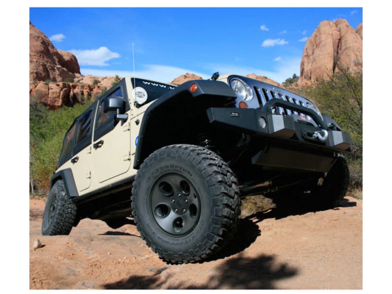 Superlift 07-18 Jeep Wrangler JK Unlimited 4in Lift Kit Standard Kit w/ Superlift Shocks