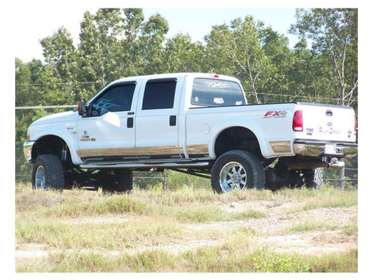 Superlift 00-04 Ford F-250/F-350 SuperDuty 4WD 8in Lift Kit w/ Bilstein Shocks