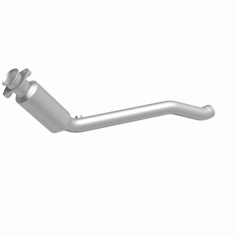 MagnaFlow DF Conv 2010-2013 Landrover LR4 V8 5 OEM Underbody