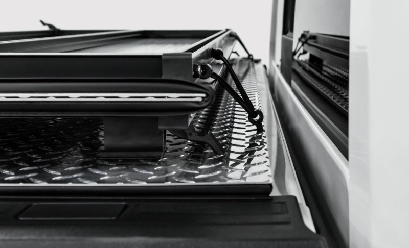 Access 2019+ Chevy/GMC 1500 5ft 8in Bed LOMAX Tri-Fold Cover - Urethane Diamond Plate