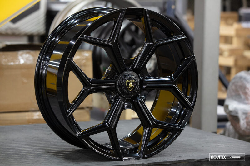 Vossen x Novitec NL4-Cl 21x13 ET:57 Gloss Black Lamborghini Aventador Rear Wheel