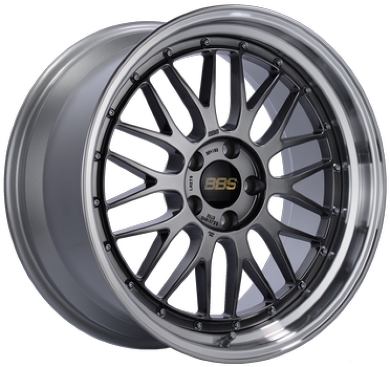 BBS LM 18x10 5x130 ET50 CB71.6 Diamond Black Center / Diamond Cut Lip Wheel