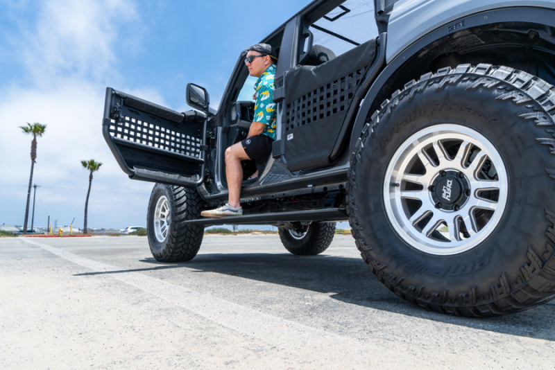 Body Armor 4x4 21-24 Ford Bronco 4DR E-Power Board Steps - Black