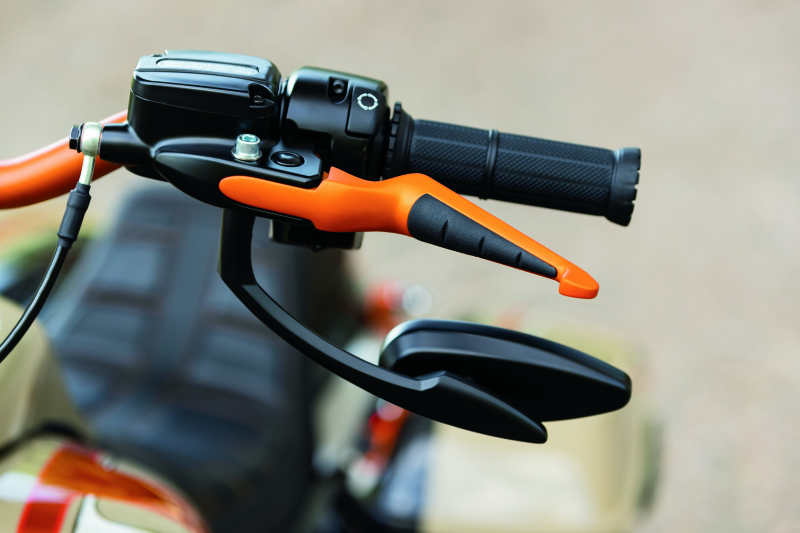 Kuryakyn ISO Levers 17-20 HD Touring Black