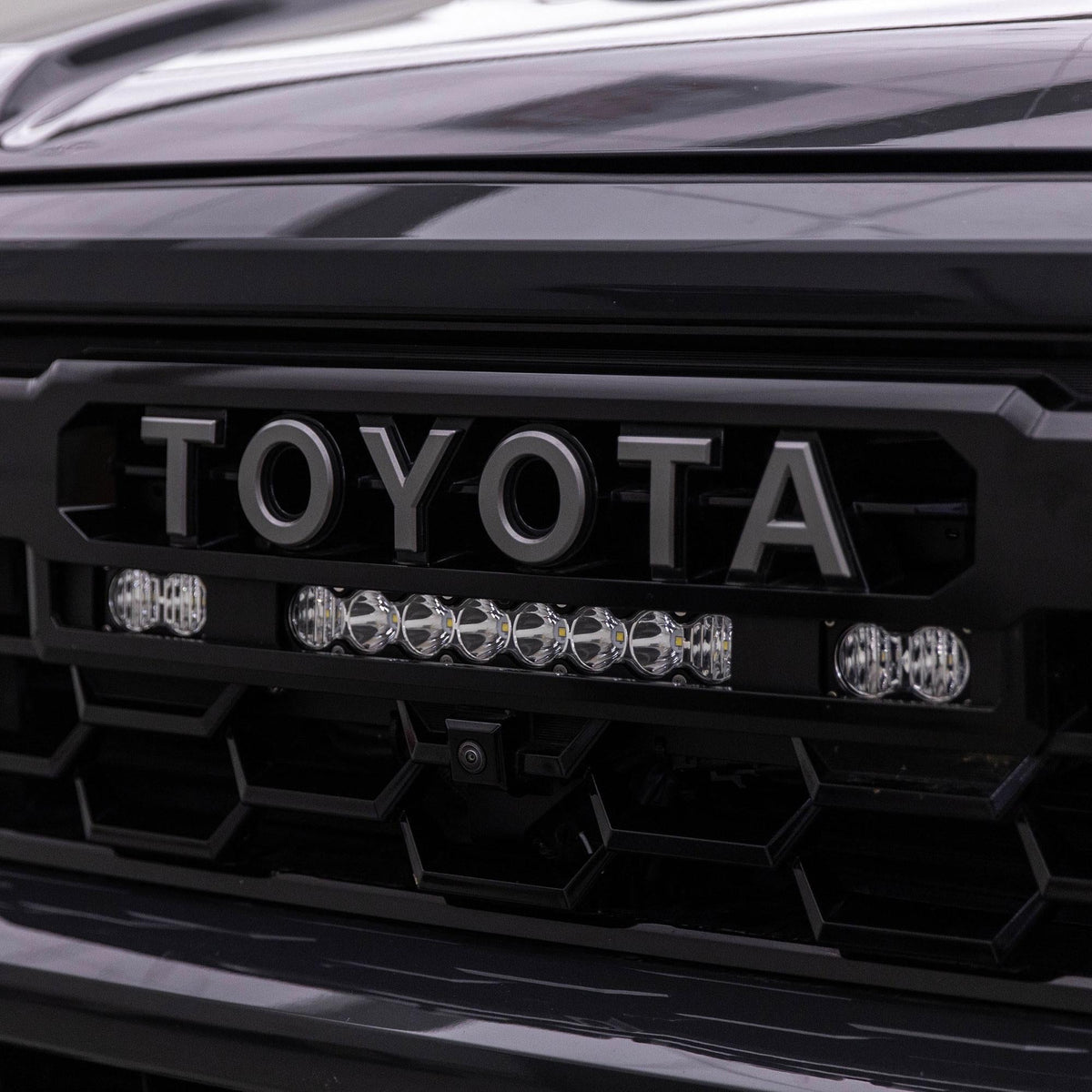 Baja Designs 2024+ Toyota Tacoma (Incl. TRD Pro) 10in. S8/S2 Pro Grille Kit - Clear