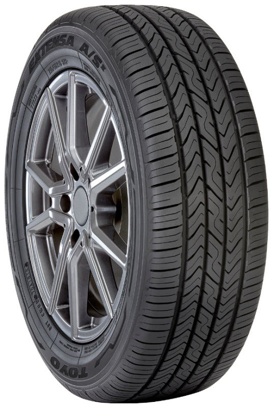 Toyo Extensa HP II Tire - 225/45R19 96W XL (TL)