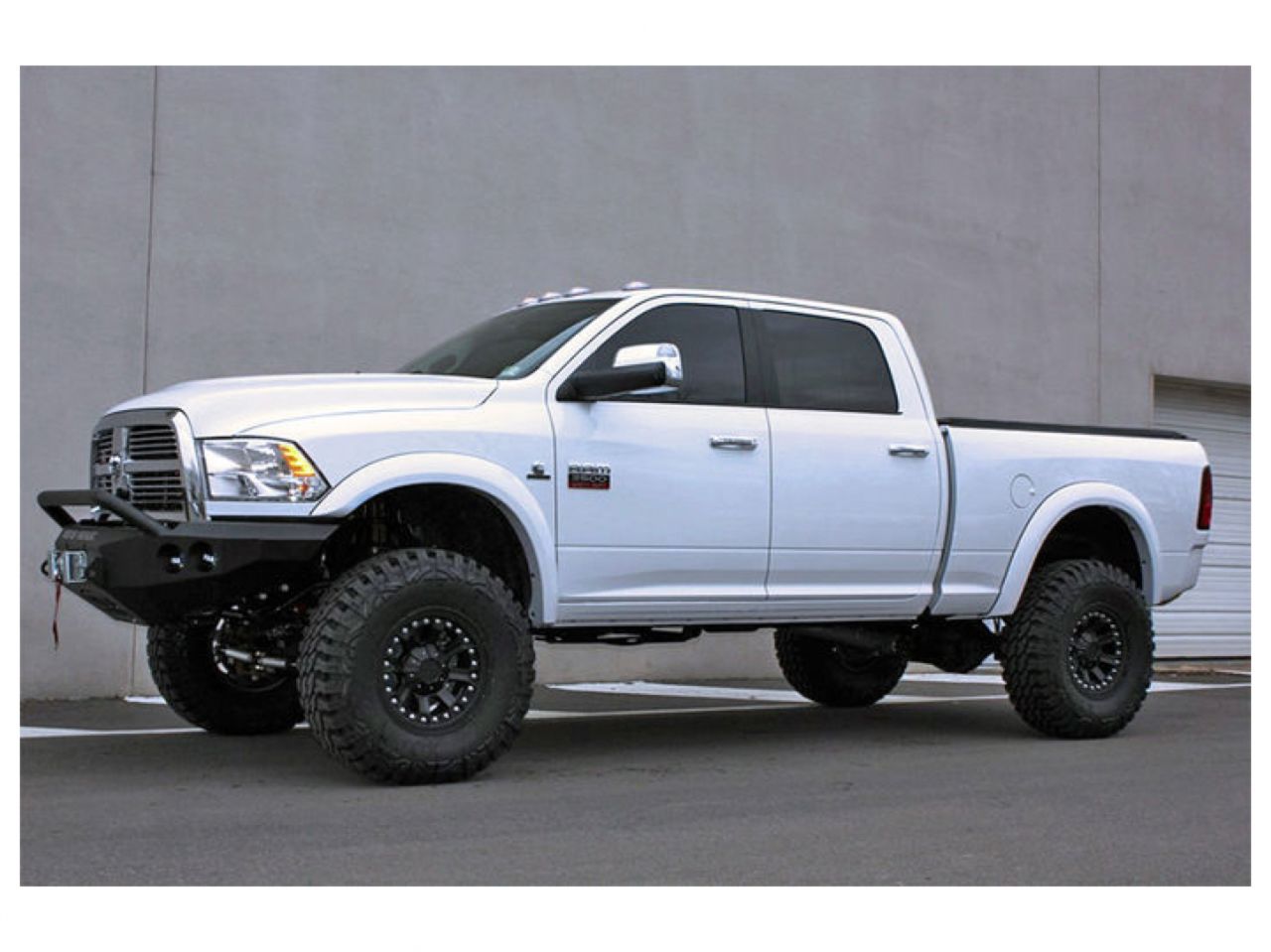 Superlift 14-18 Dodge Ram 2500 4WD 4in Lift Kit Replacement Radius Arms w/ Bilstein Shocks