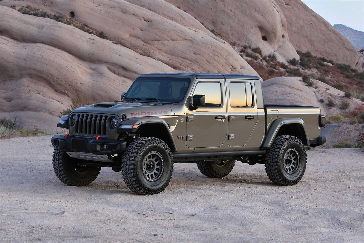 Fabtech 20-21 Jeep JT 4WD Mojave 2in Sport Ii System w/Shk Ext