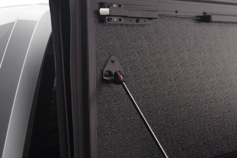 UnderCover 10-20 Volkswagon Amarok 5ft Flex Bed Cover