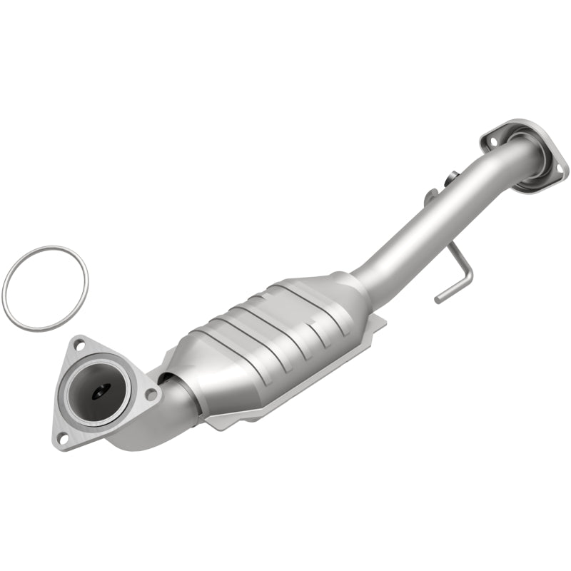 MagnaFlow Conv DF 02-06 Cadillac Escalade / 02-06 GM Yukon (Inc Denali) 6.0L P/S