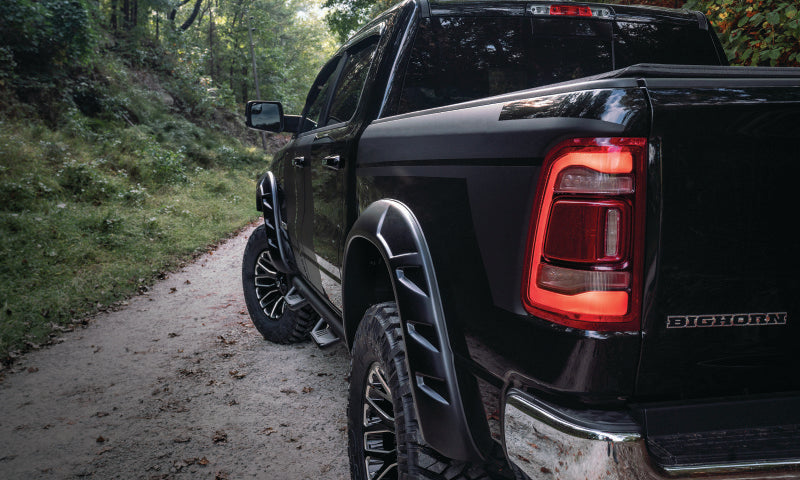 Bushwacker 19-22 Ram 1500 (Excl. Rebel/TRX) 76.3 & 67.4in Bed DRT Style Flares 4pc - Blk / Smooth