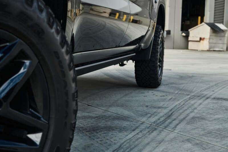 Body Armor 4x4 15-24 Ford F-150 Crew Cab (Excl. Raptor) E-Power Board Steps - Black