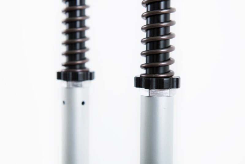 Ohlins 08-15 Triumph Thruxton 900 NIX 22 Cartridge Kit (Springs/Oil Sold Separately)