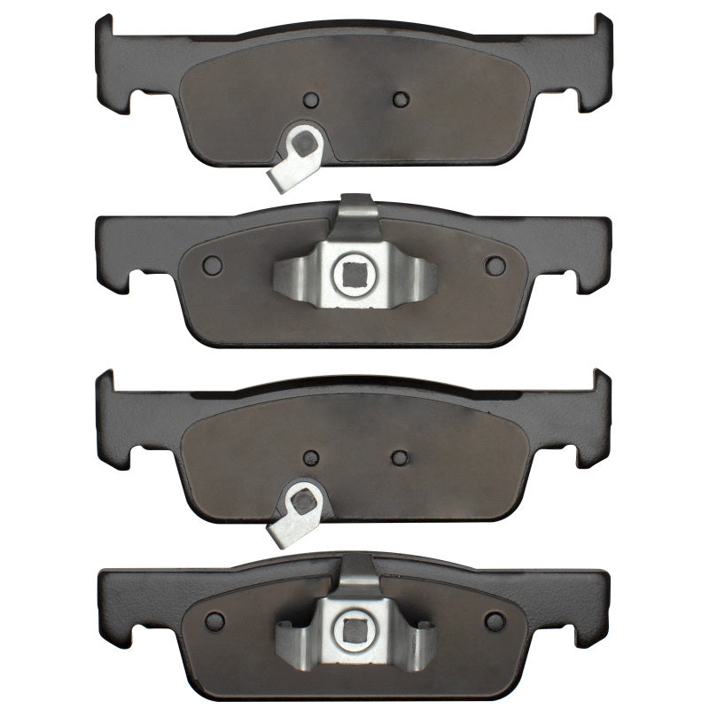 R1 16-19 Smart Fortwo Front Euro Ceramic Pads & Hardware Kit