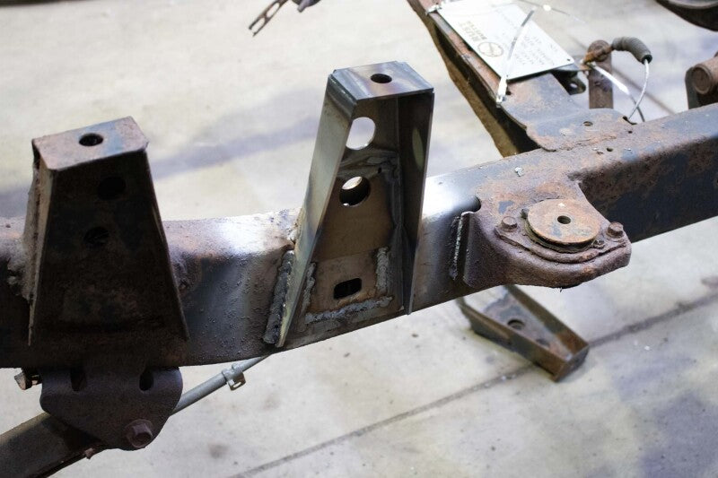 Rust Buster 88-95 Toyota Pickups Middle Raised Bed Mounts- (Left)