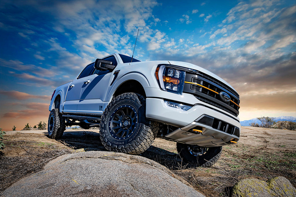 21-23 Ford F150 Tremor 4WD 2.5-3" Stage 2 Suspension Sys Billet UCA / Leaf Pack