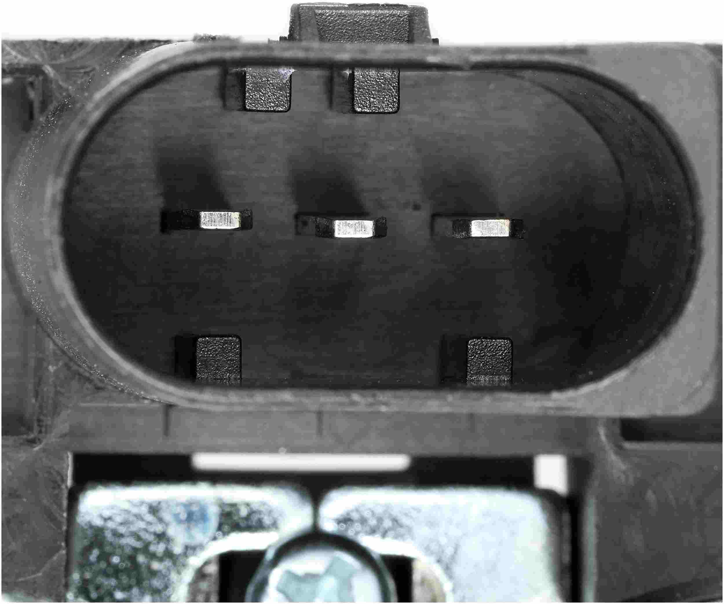 Gates 00-06 Mercedes-Benz S430 V-8 4.3L Heater Control Valve Electric Coolant Valve