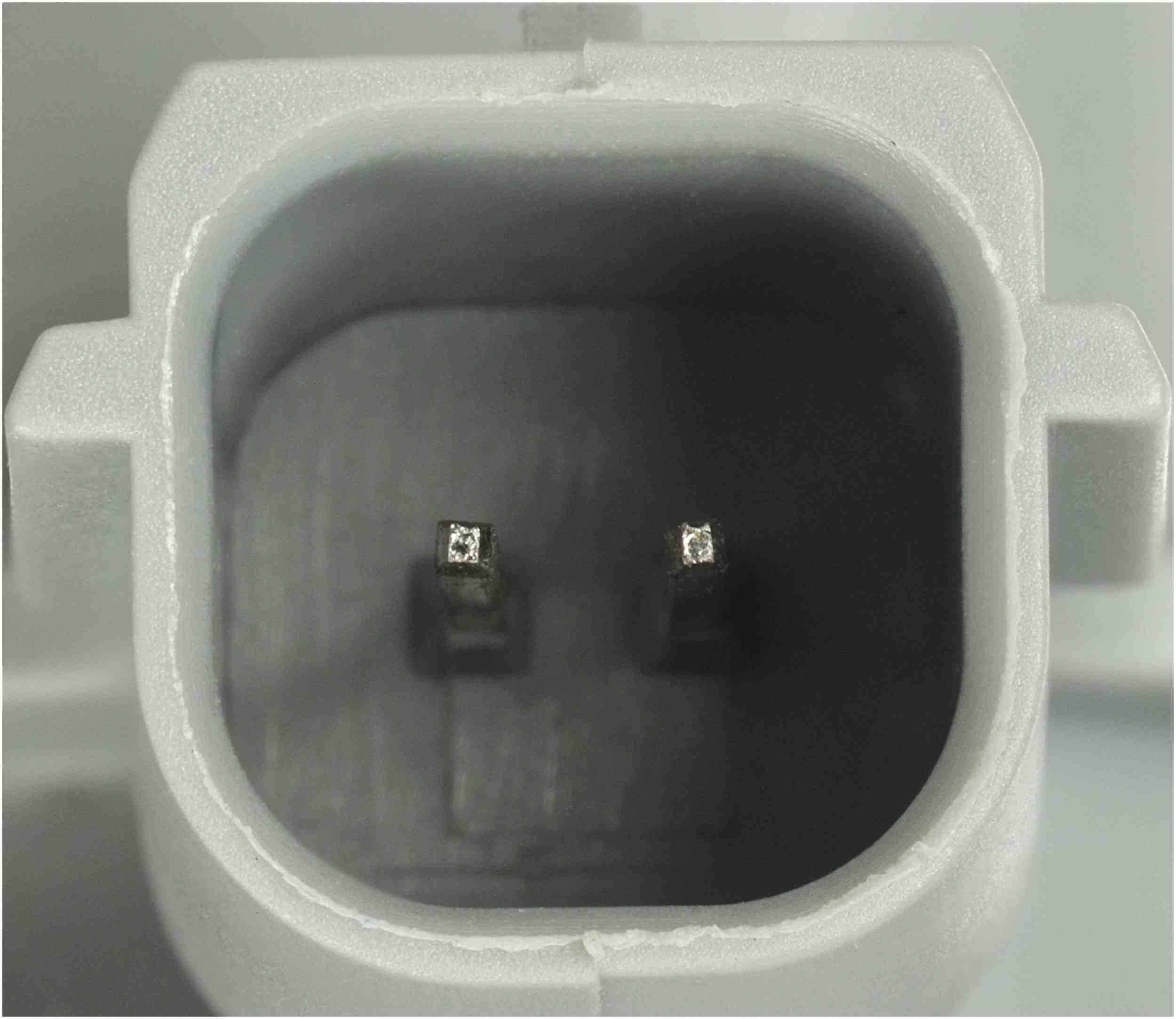 Gates 09-12 Ford Escape V-6 3.0L PCV Valve Crankcase Vent Valves