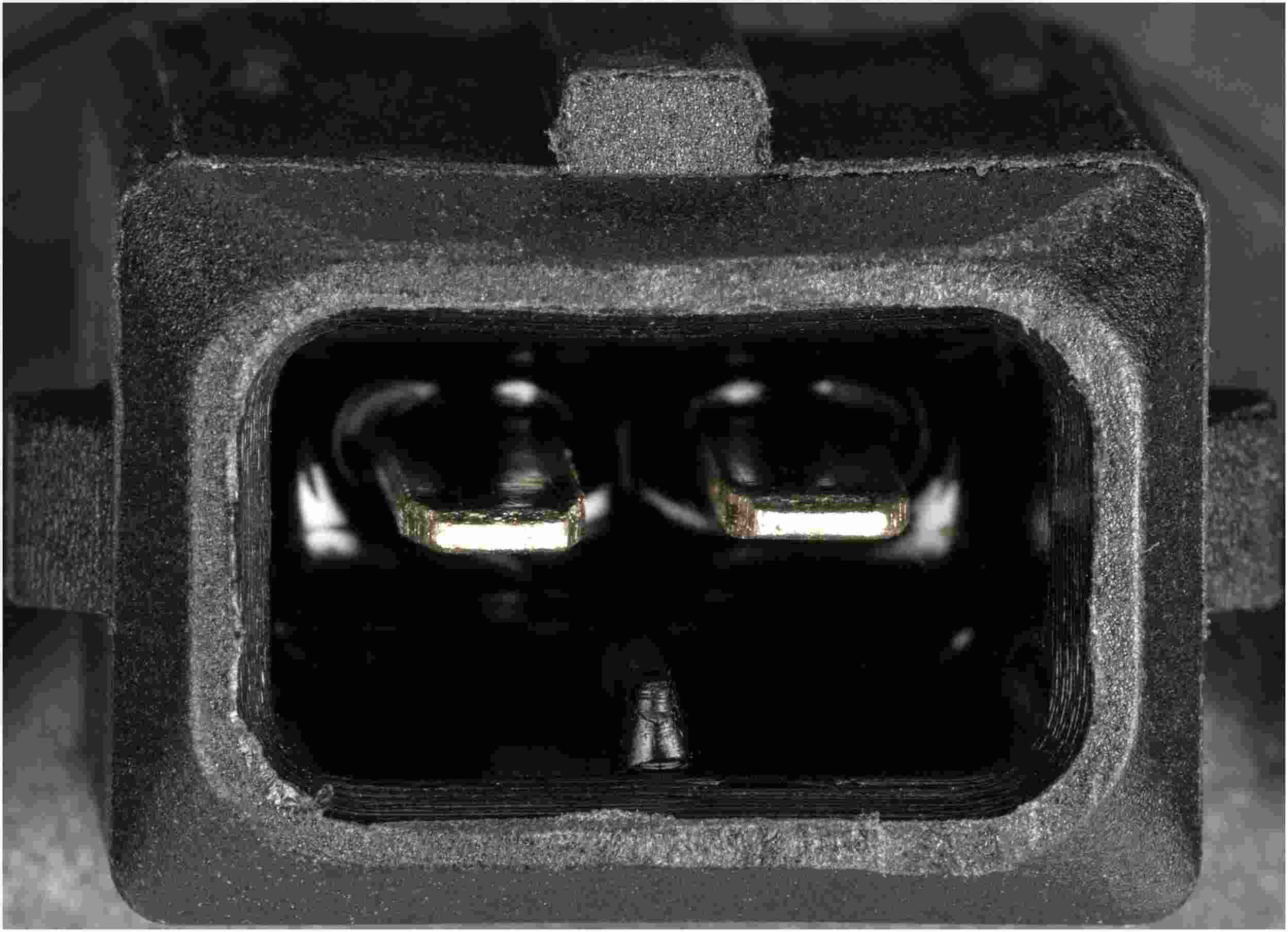 Gates 98-03 Mercedes-Benz ML320 V-6 3.2L Vapor Canister Purge Solenoid