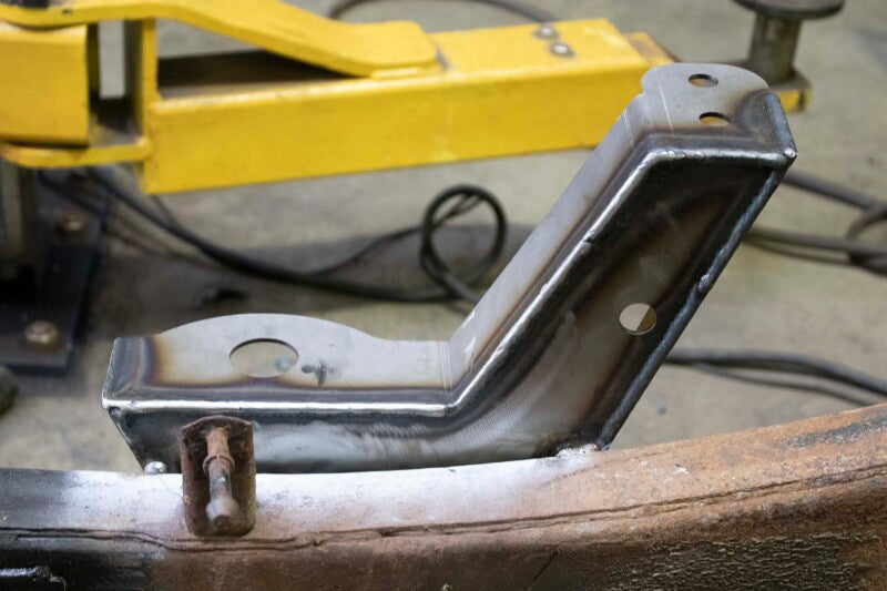 Rustbuster Cab And Bed Mount Left Side