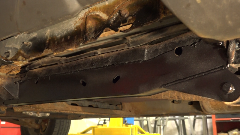 Rust Buster Avalanche/Suburban/Yukon Center Frame Repair Kit - Left