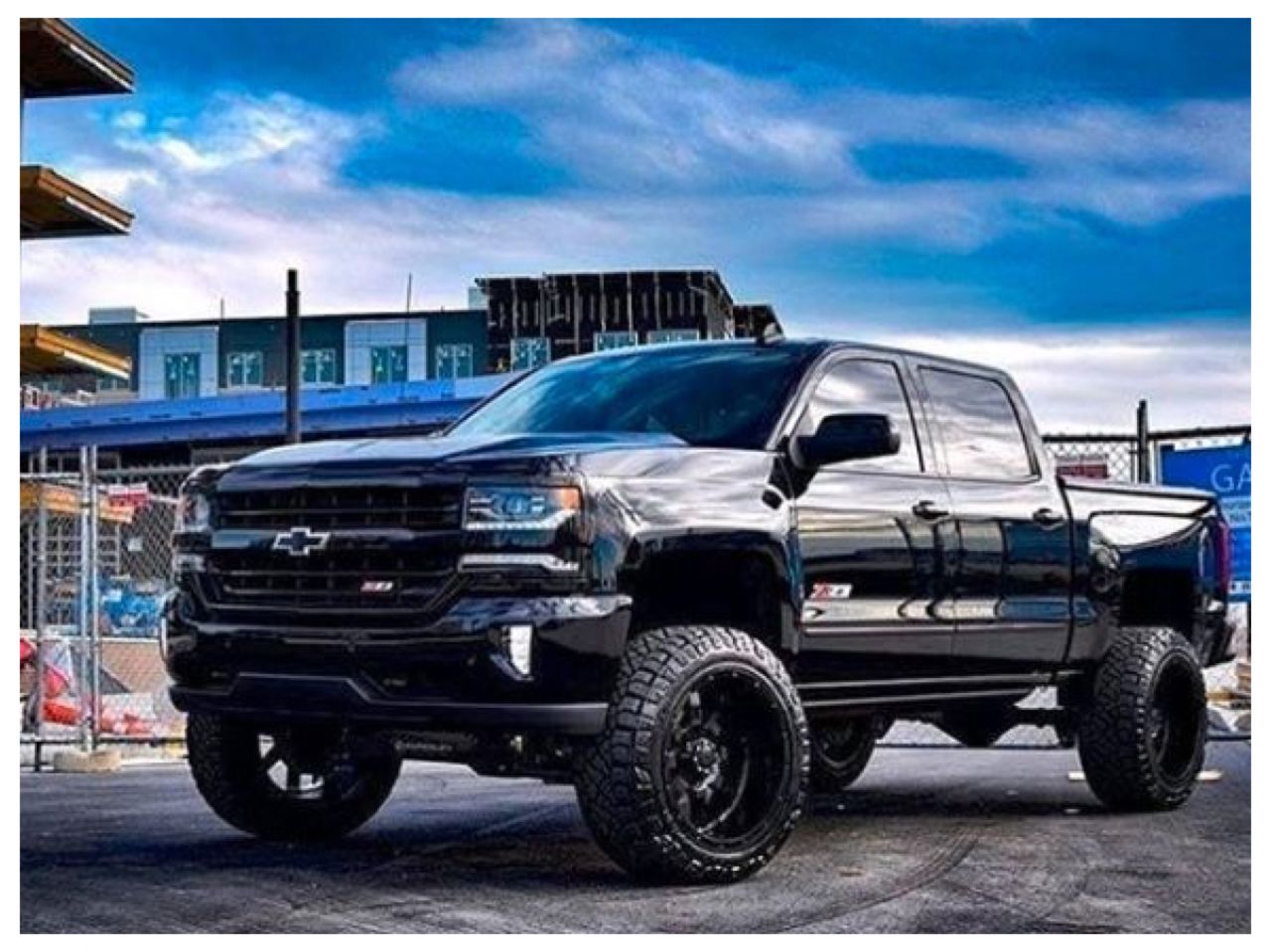Superlift 07-16 Chevy Silv/GMC Sierra 2WD w/ Cast Steel Control Arms 8in Lift Kit w/ BIL Rear Shocks