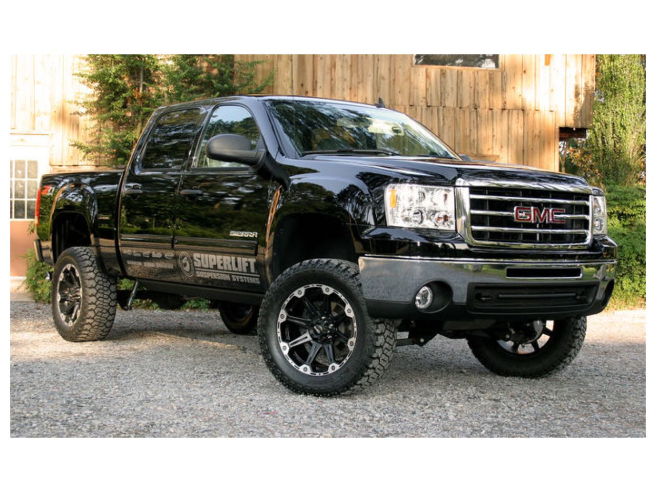 Superlift 07-13 Chevy Silv/GMC Sierra 1500 4WD 6.5in Lift Kit w/ Superlift Rear Shocks