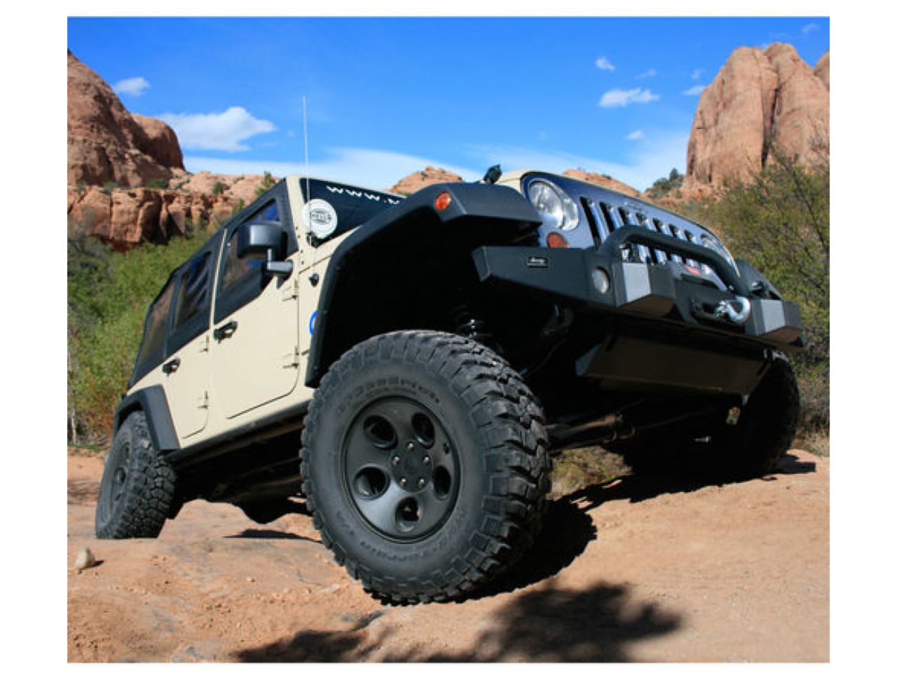 Superlift 07-18 Jeep Wrangler JK 2 Door 4in Lift Kit Standard Kit w/ Superlift Shocks
