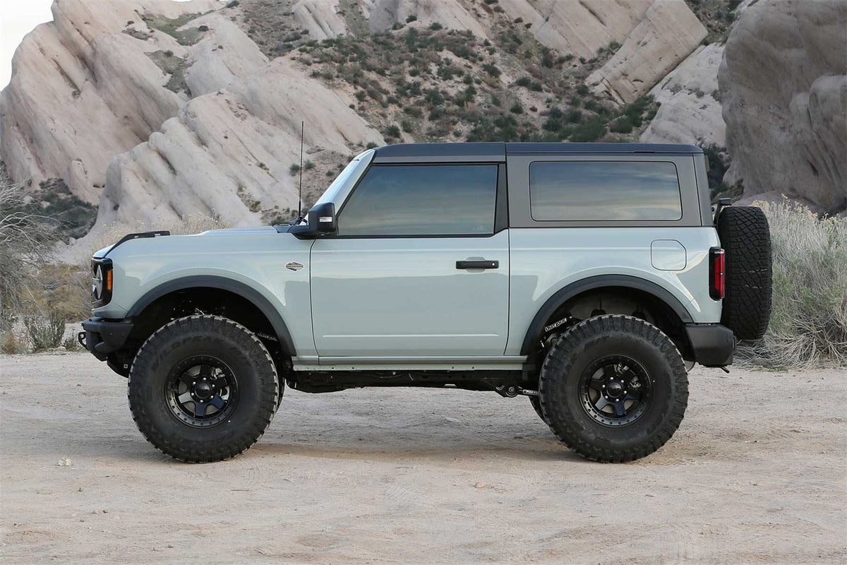 Fabtech 21-22 Bronco 4" UCA Kit w/Uniballs & DLSS Resi Shocks 2 Door Non-Bilstein Model Only