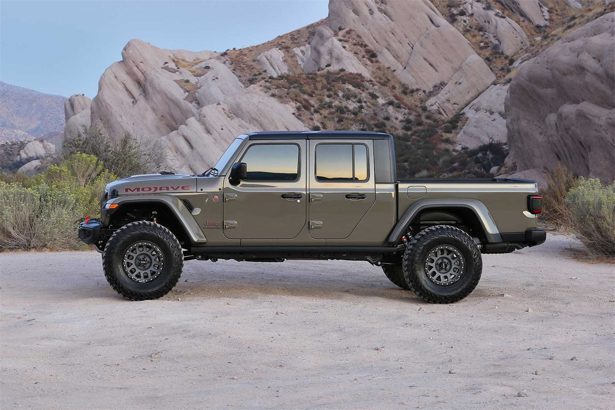 Fabtech 20-21 Jeep JT 4WD Mojave 2in Sport Ii System w/Shk Ext