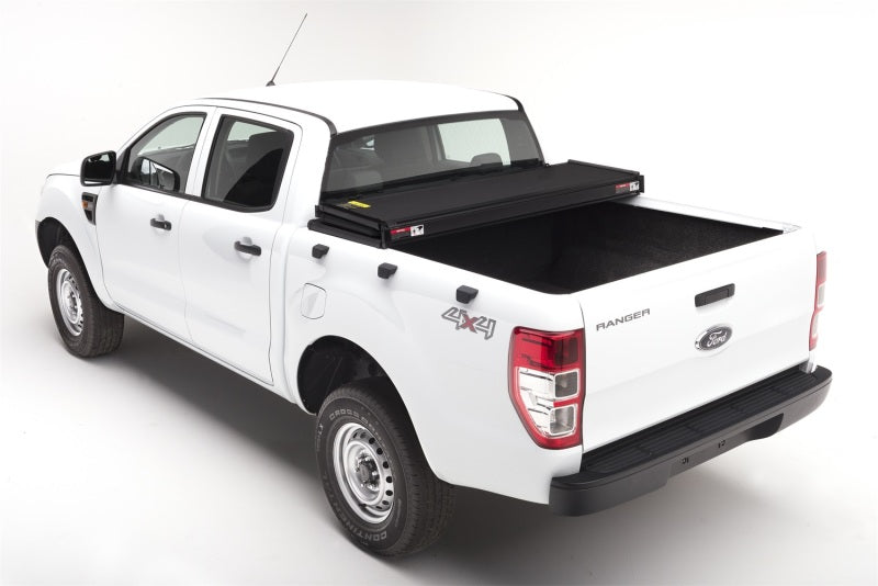 Extang 16-20 Toyota Hilux Revo Double Cab 1523mm (5ft) Solid Fold 2.0