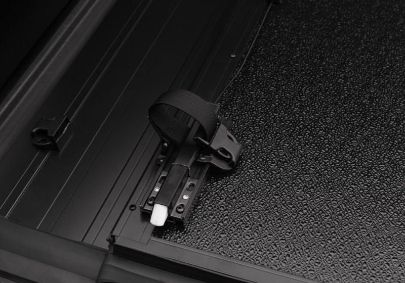 UnderCover 10-20 Volkswagon Amarok 5ft Flex Bed Cover